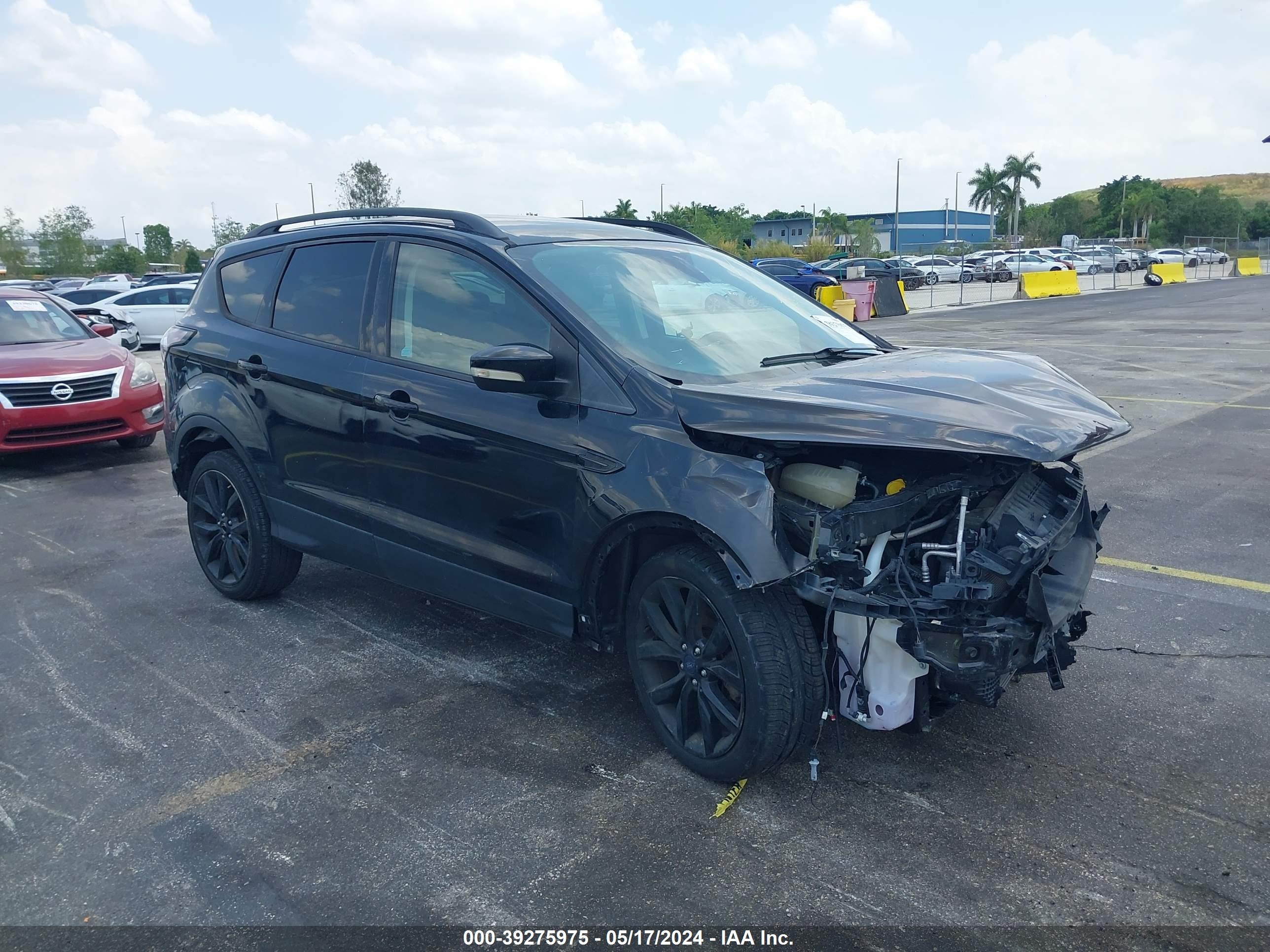 FORD ESCAPE 2017 1fmcu0j93hub74028