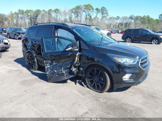 FORD ESCAPE 2017 1fmcu0j93hud16006