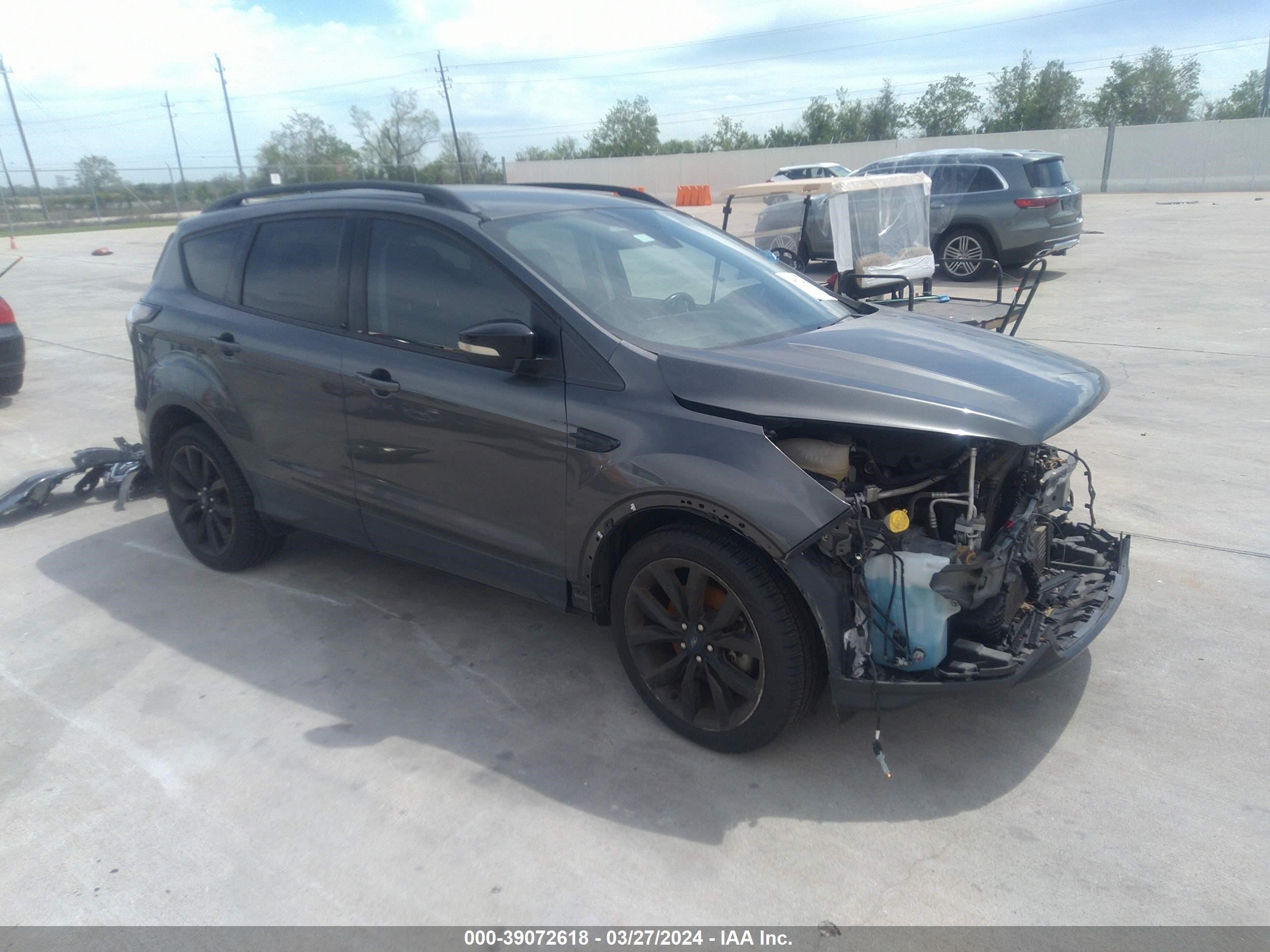 FORD ESCAPE 2017 1fmcu0j94hua13400