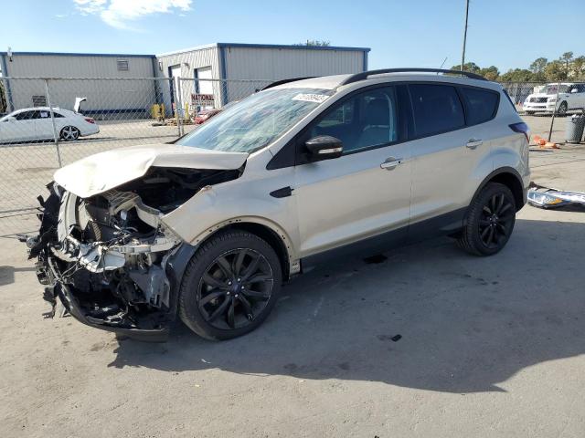 FORD ESCAPE 2017 1fmcu0jd1huc29032