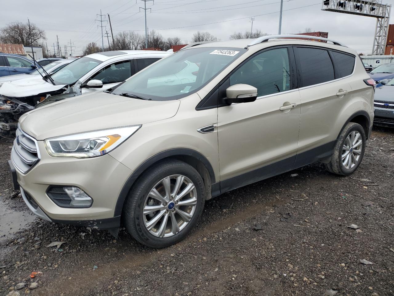 FORD ESCAPE 2017 1fmcu0jd5hue68437