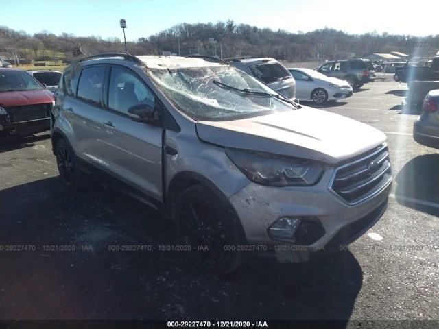 FORD ESCAPE 2017 1fmcu0jd9hud83231