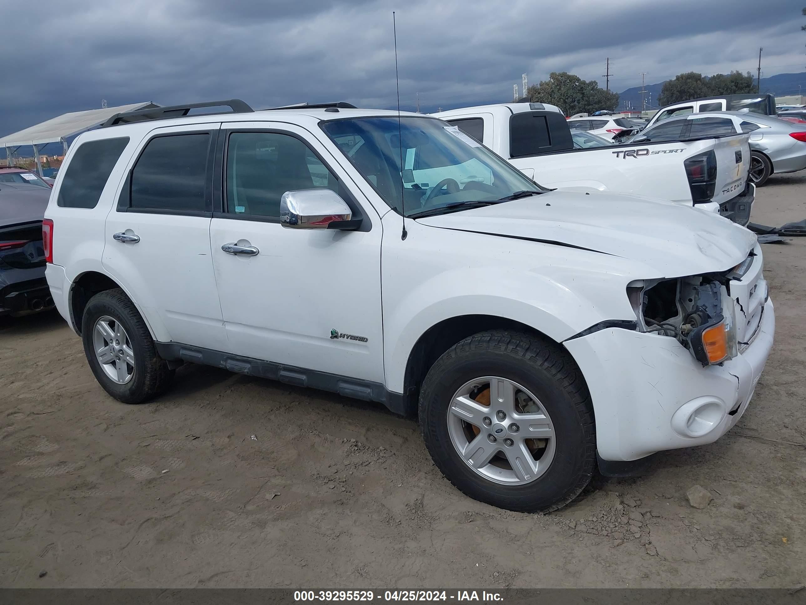 FORD ESCAPE 2009 1fmcu49319kb93455