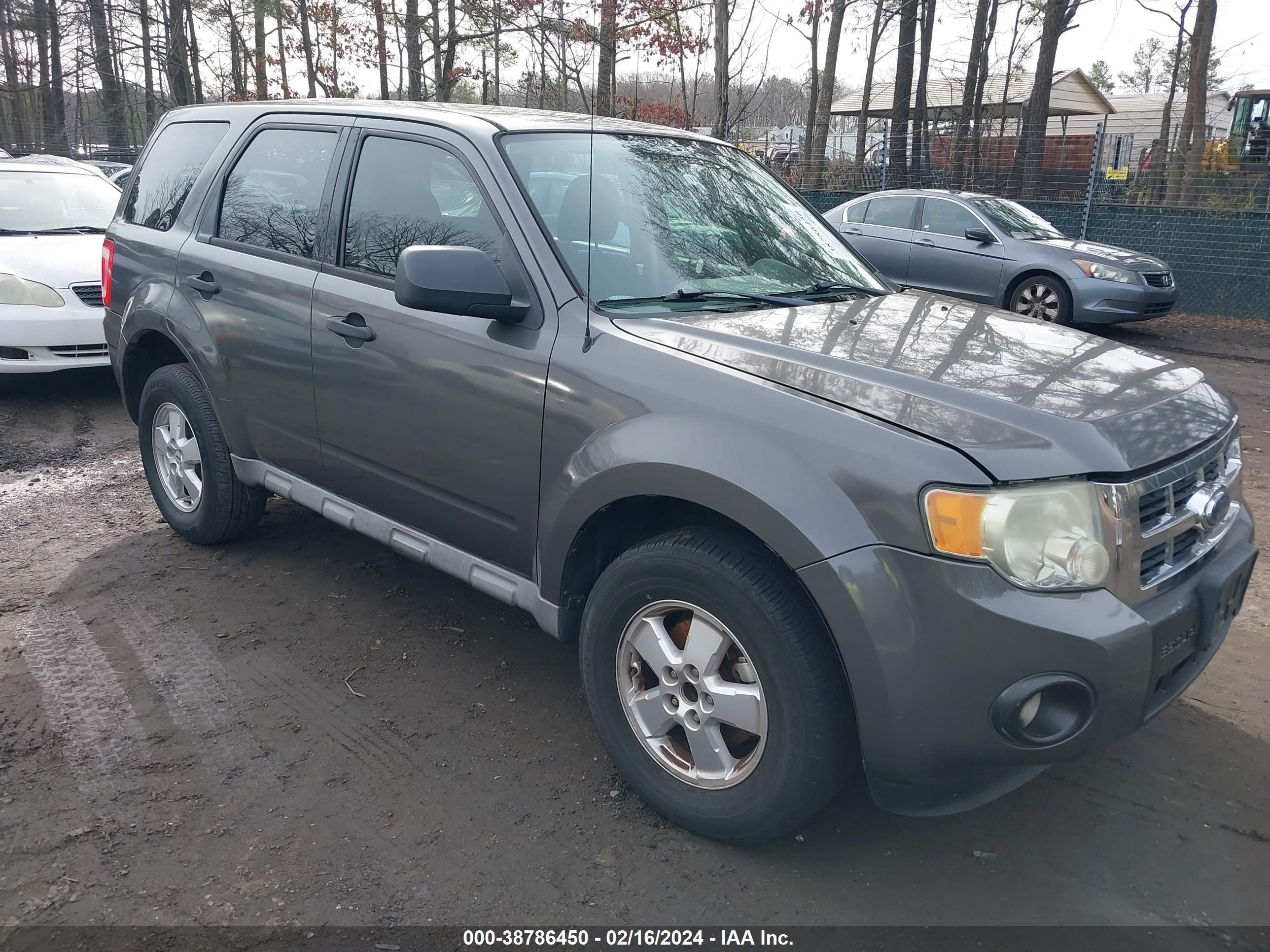 FORD ESCAPE 2009 1fmcu92739kb70785