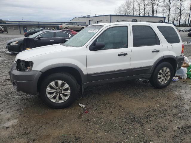 FORD ESCAPE 2005 1fmcu93105kc71948