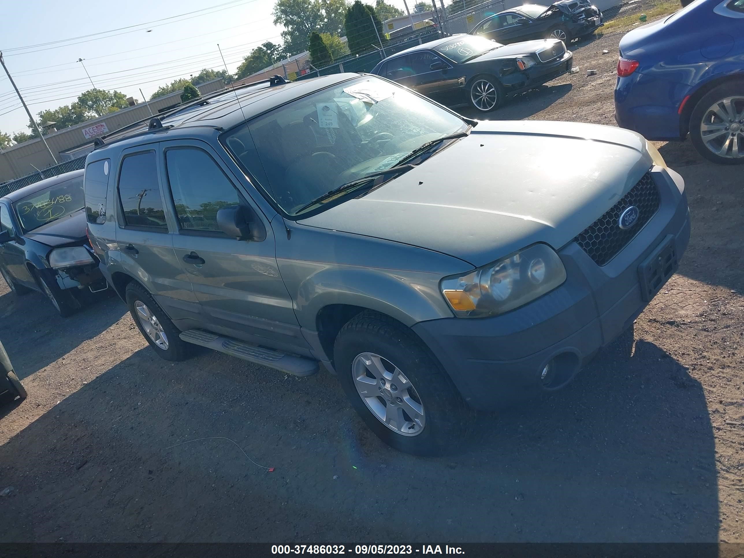 FORD ESCAPE 2005 1fmcu93115kc94008