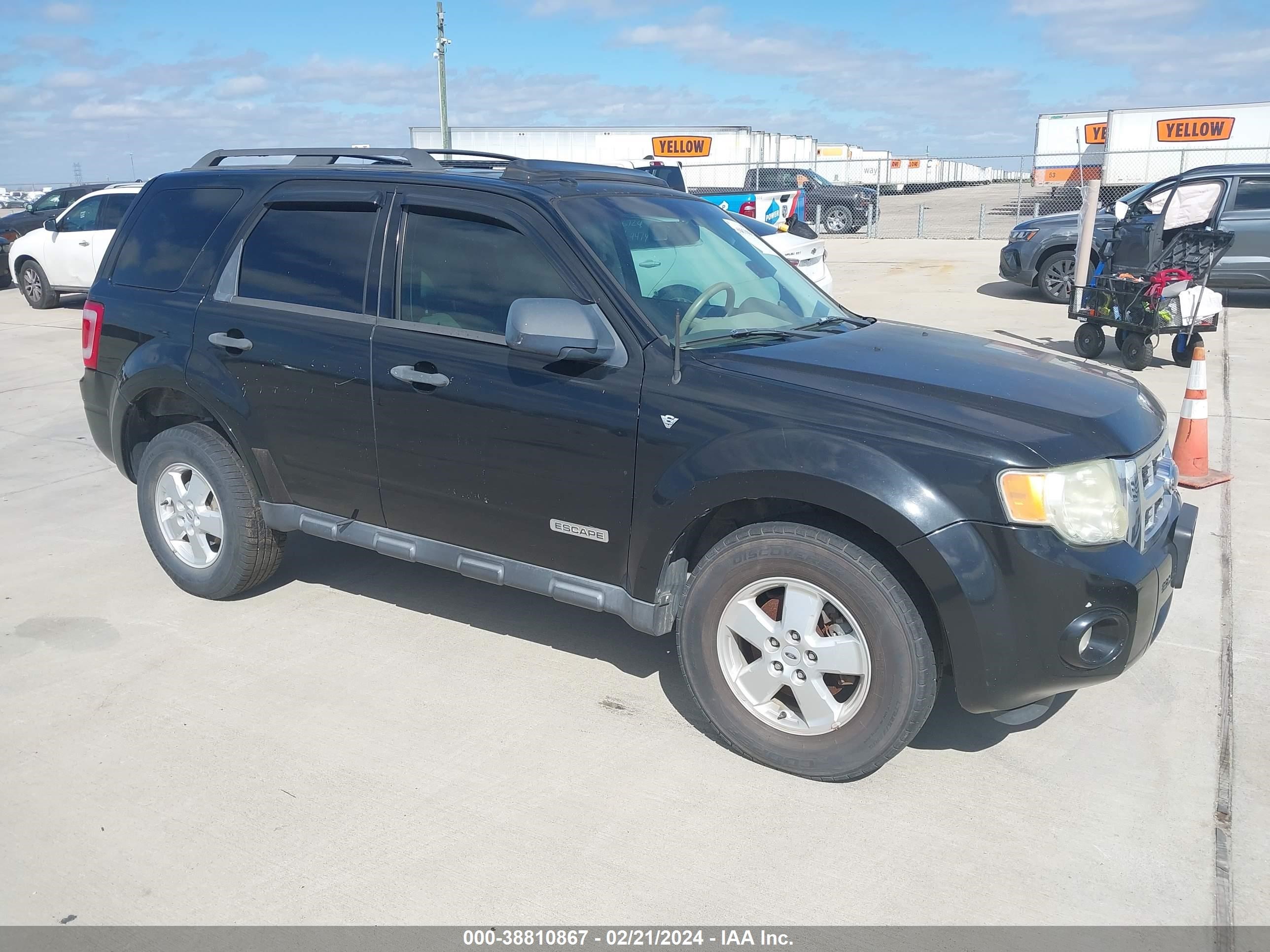 FORD ESCAPE 2008 1fmcu93158kd91832