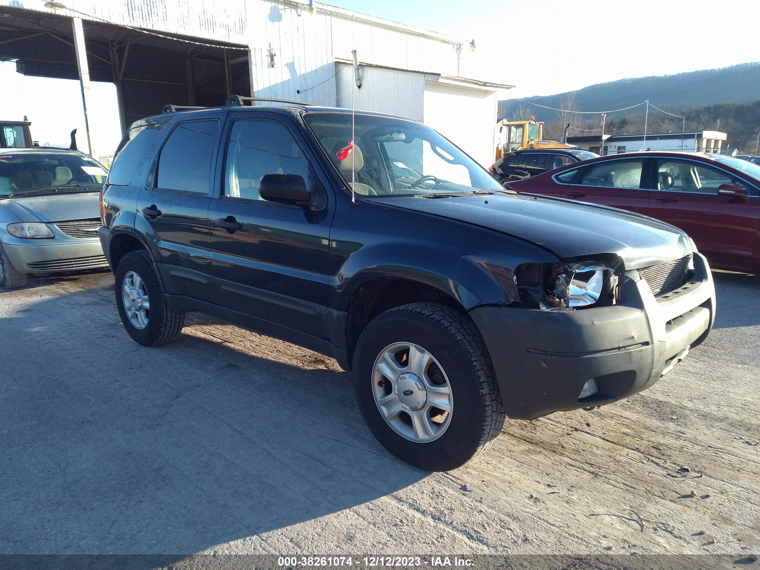 FORD ESCAPE 2004 1fmcu93164kb09157