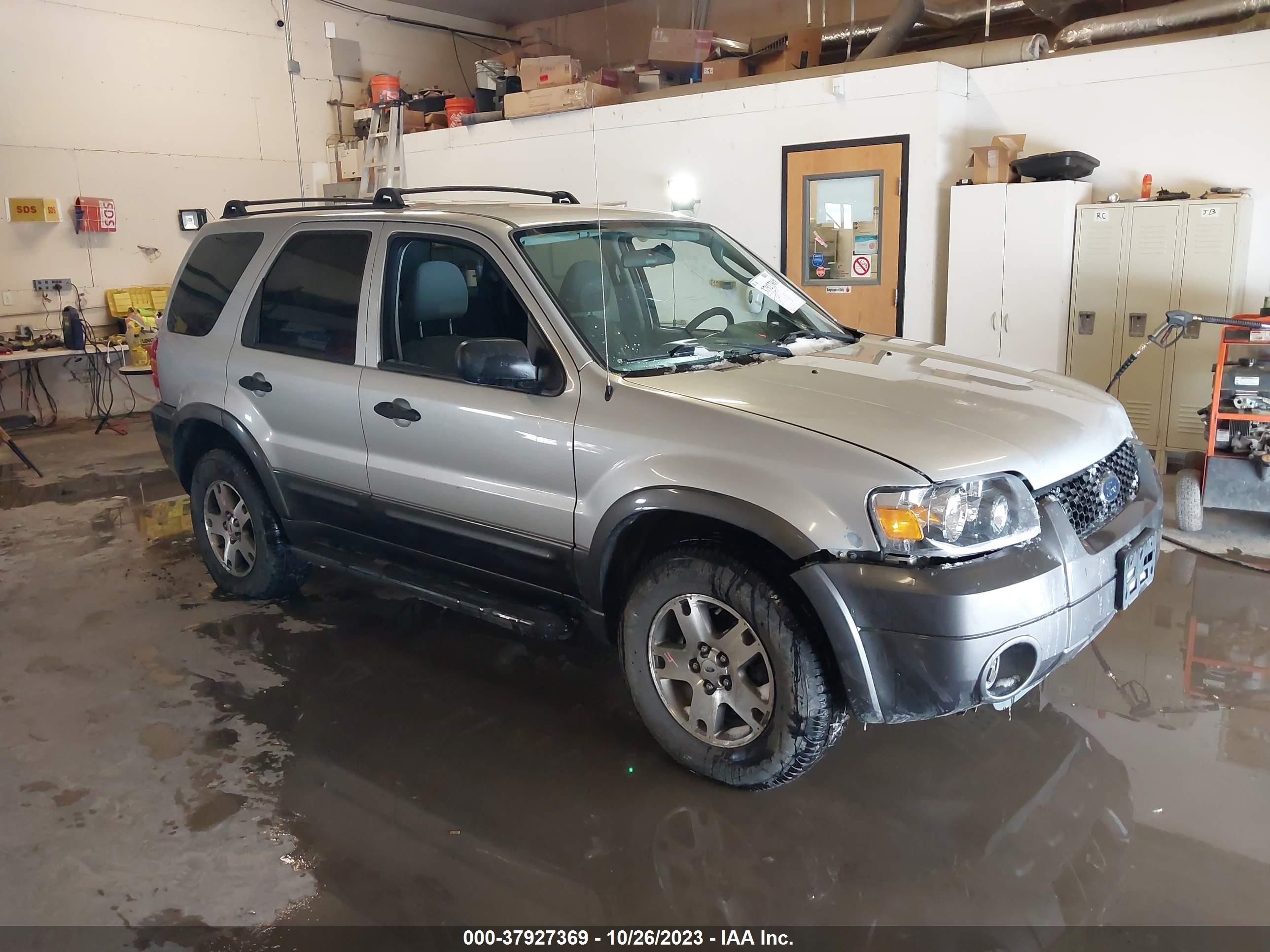 FORD ESCAPE 2005 1fmcu93175ka08520