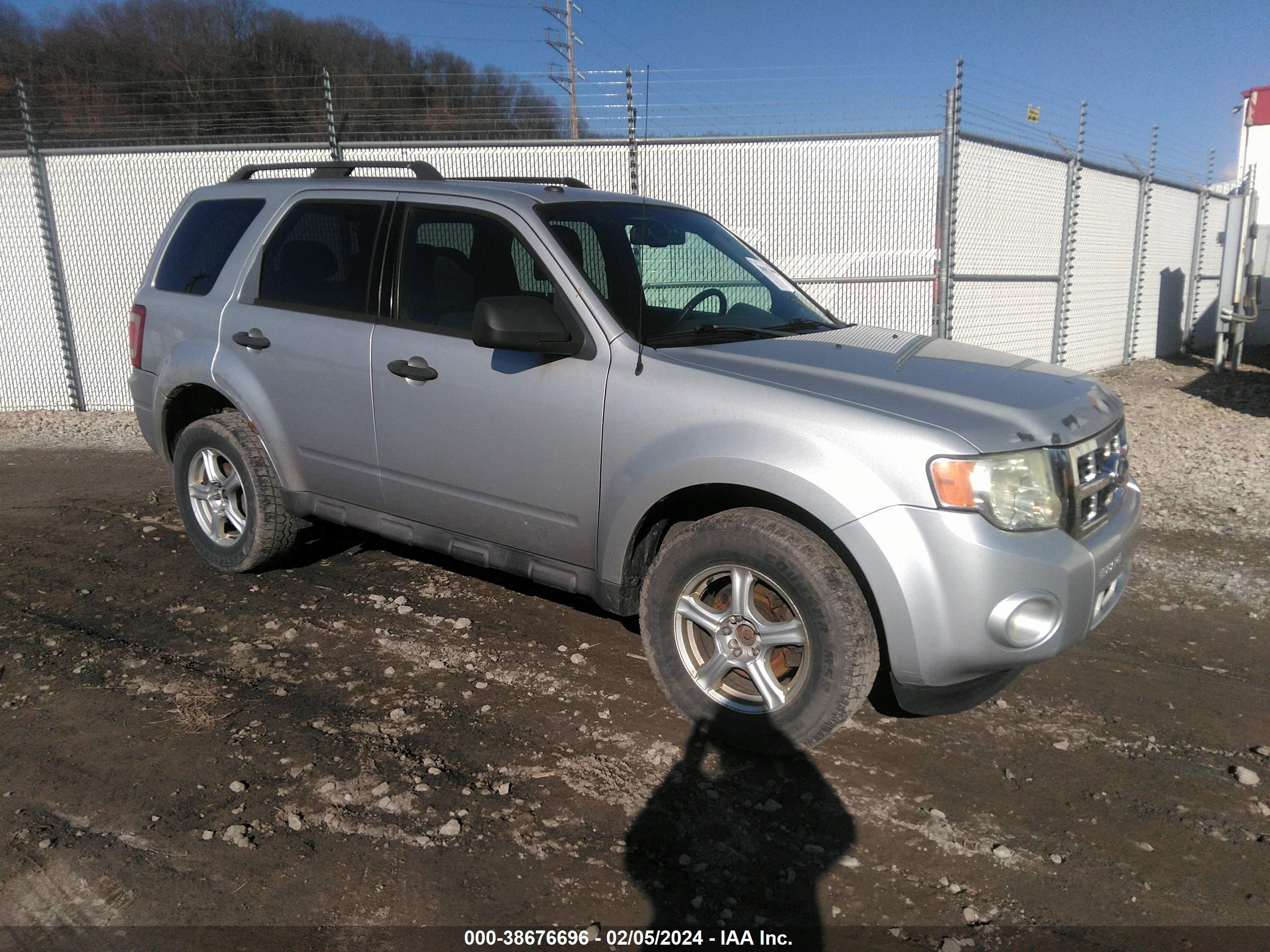 FORD ESCAPE 2009 1fmcu93769ka29384