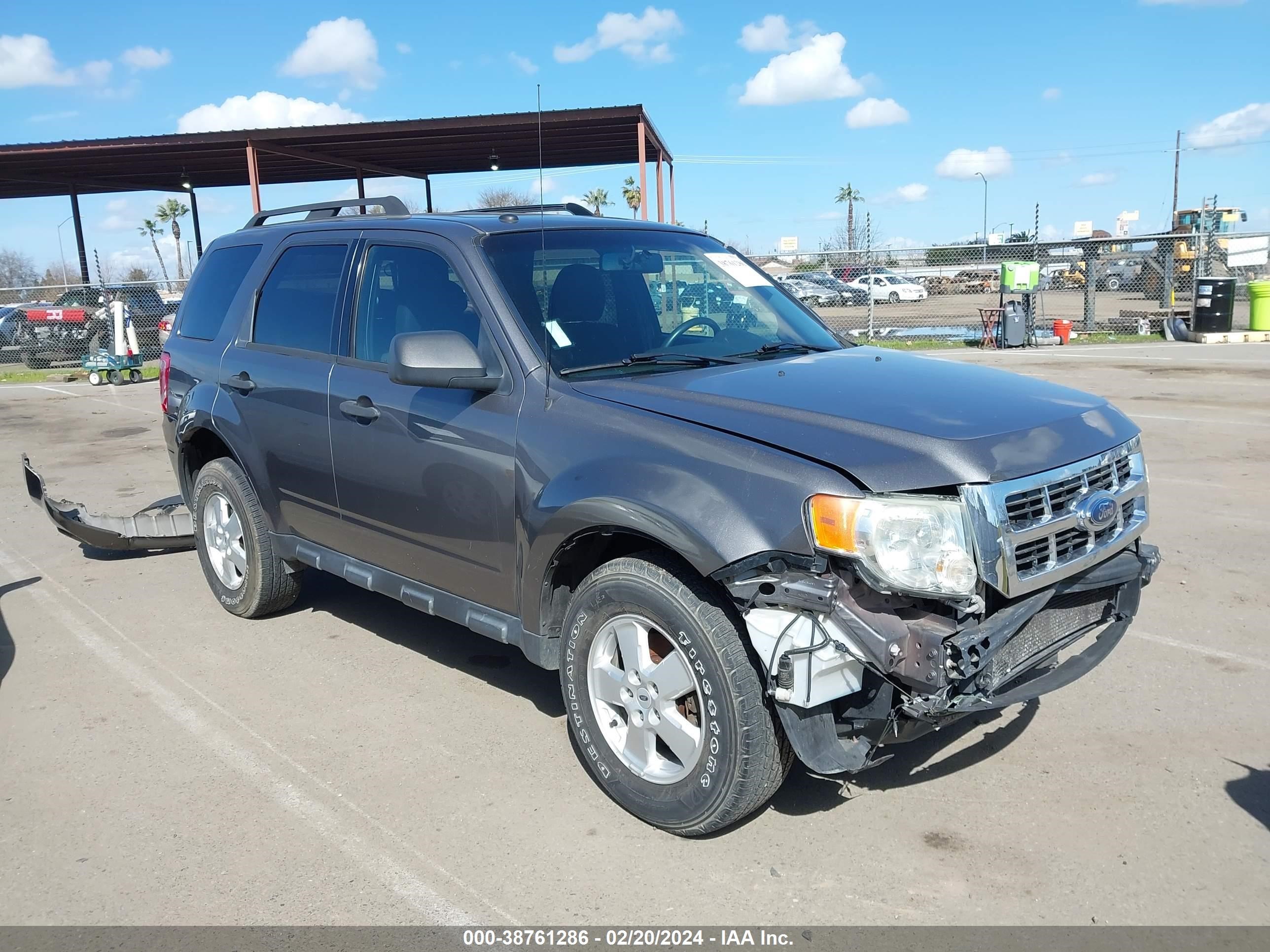 FORD ESCAPE 2009 1fmcu93g39ka07620