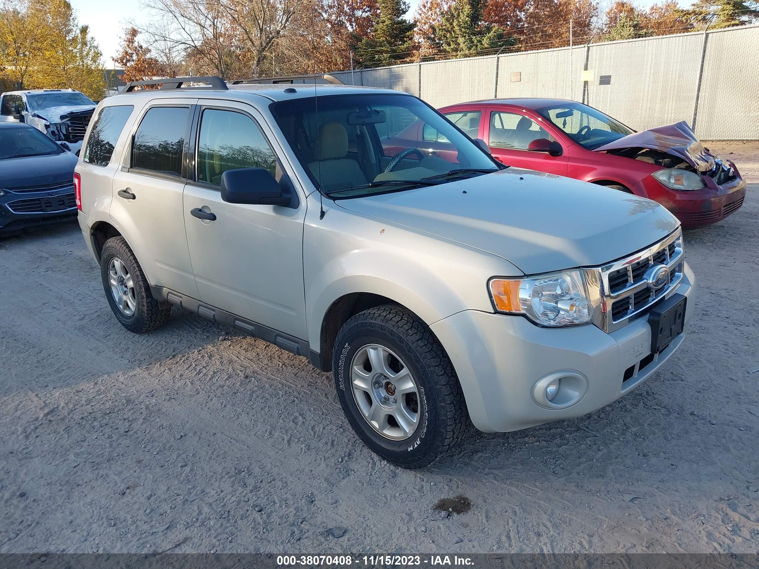 FORD ESCAPE 2009 1fmcu93g89ka56862