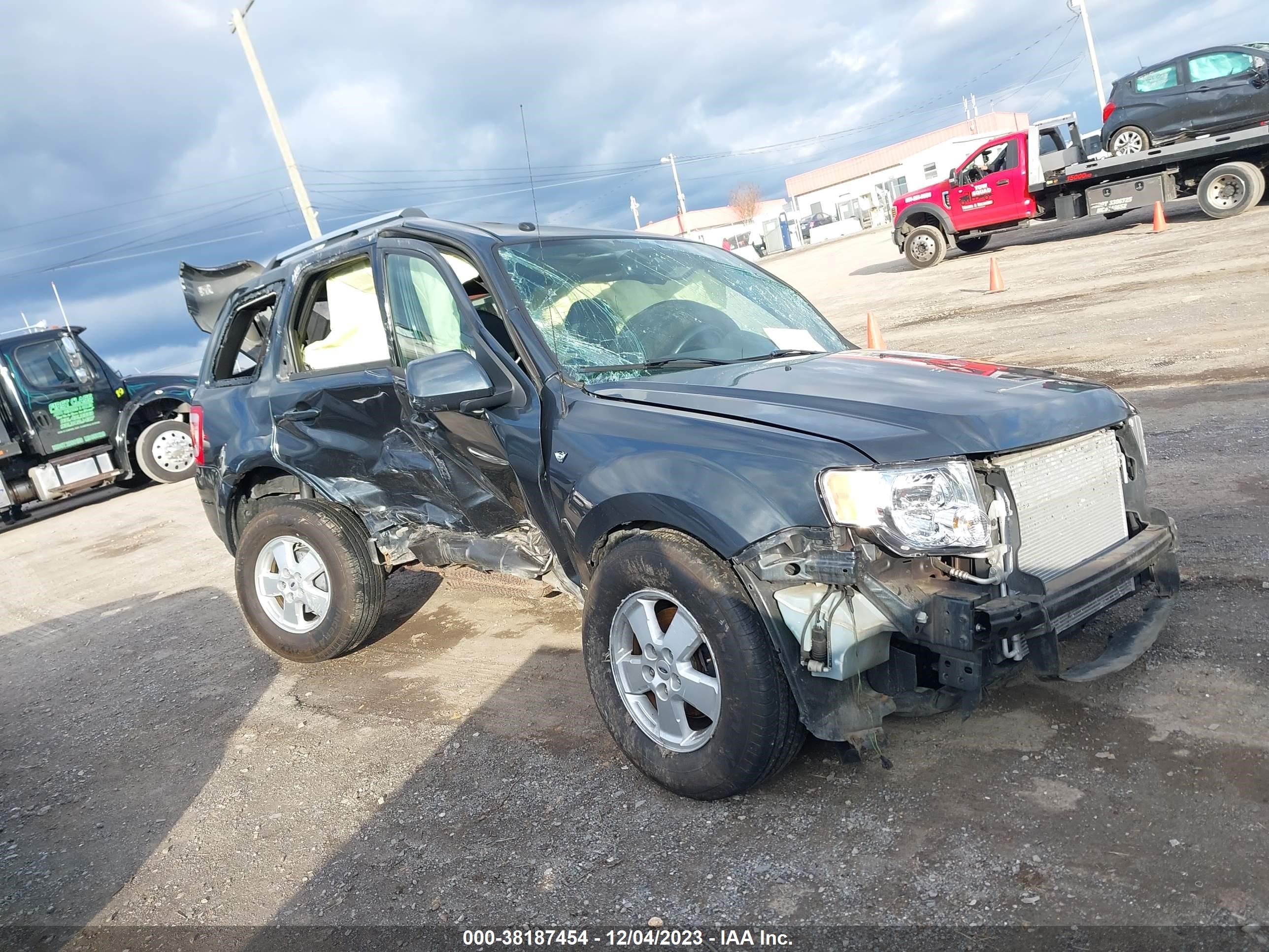 FORD ESCAPE 2008 1fmcu94118ka56839