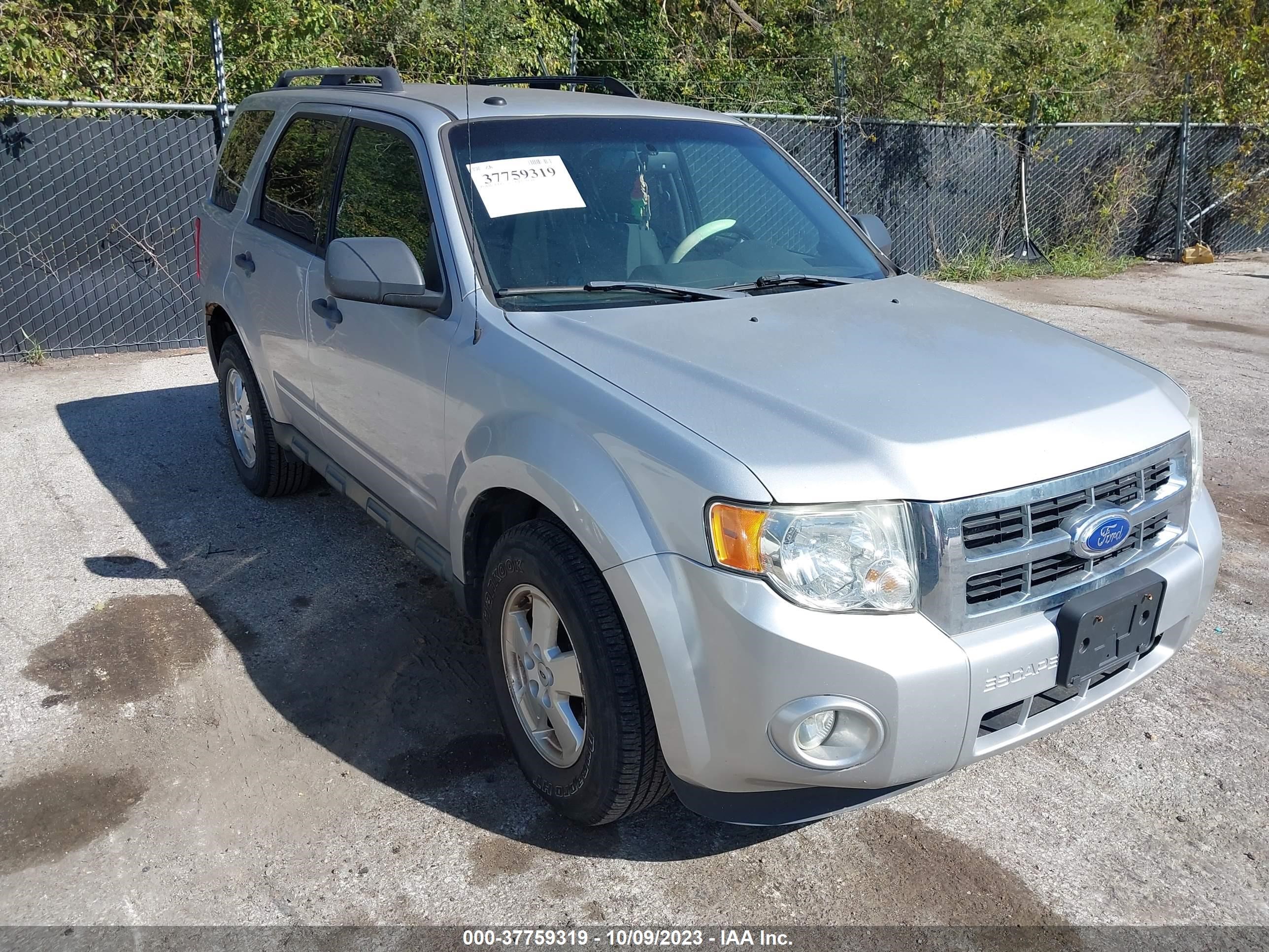 FORD ESCAPE 2011 1fmcu9d72bkc11734