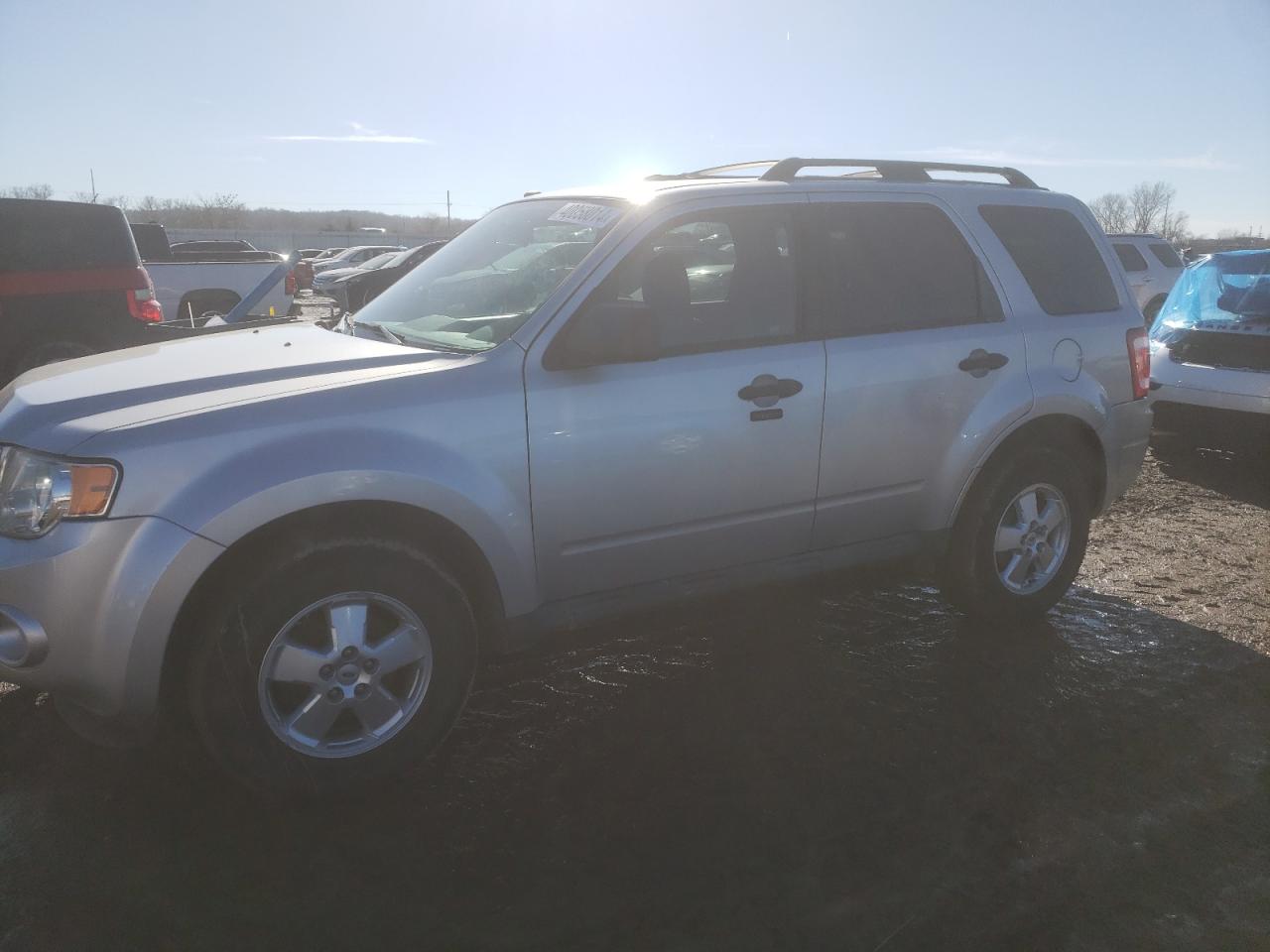 FORD ESCAPE 2011 1fmcu9d79bka55093