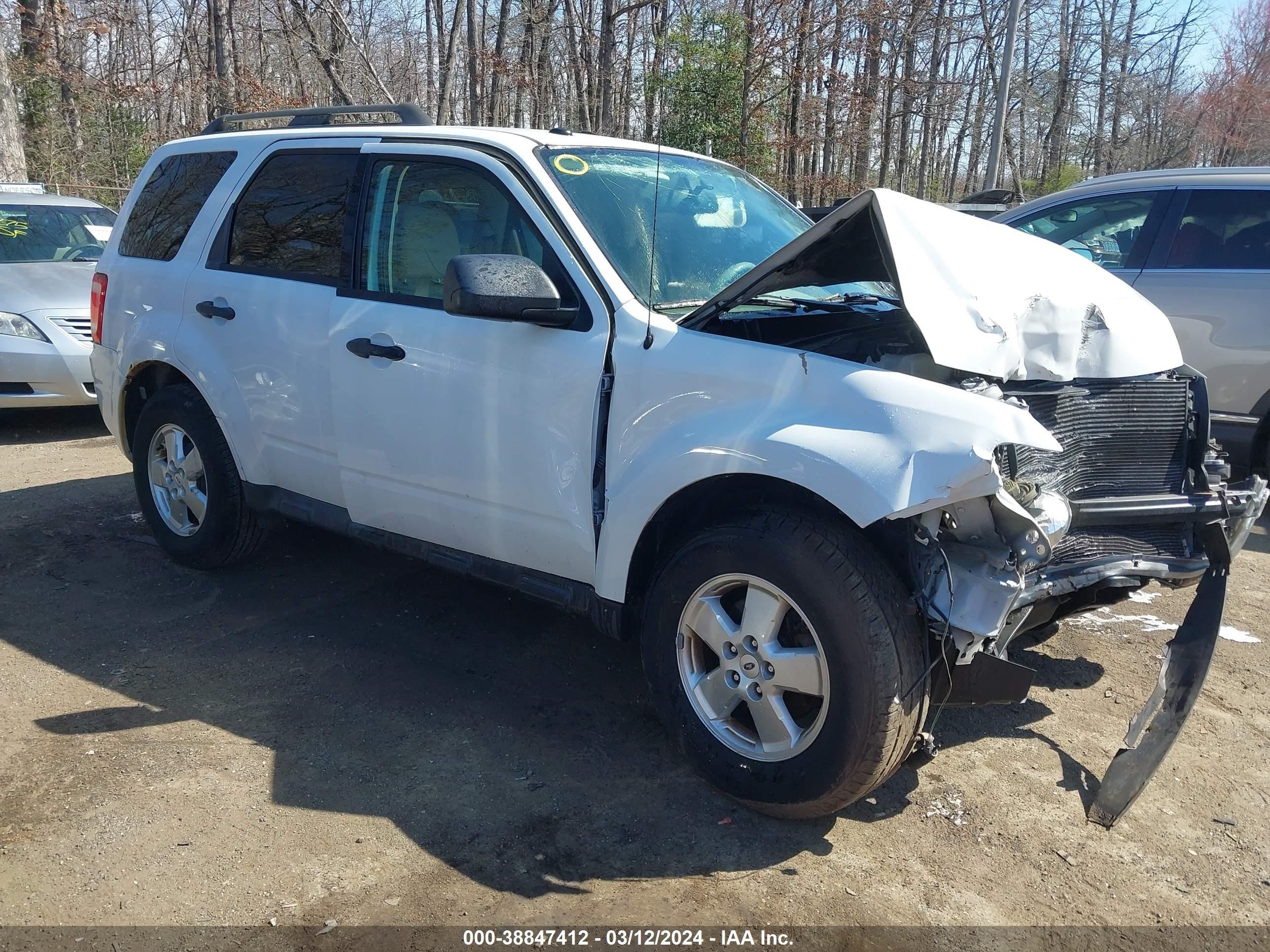 FORD ESCAPE 2011 1fmcu9d7xbkb34496