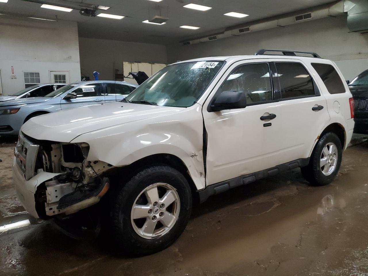 FORD ESCAPE 2010 1fmcu9dg0aka77319