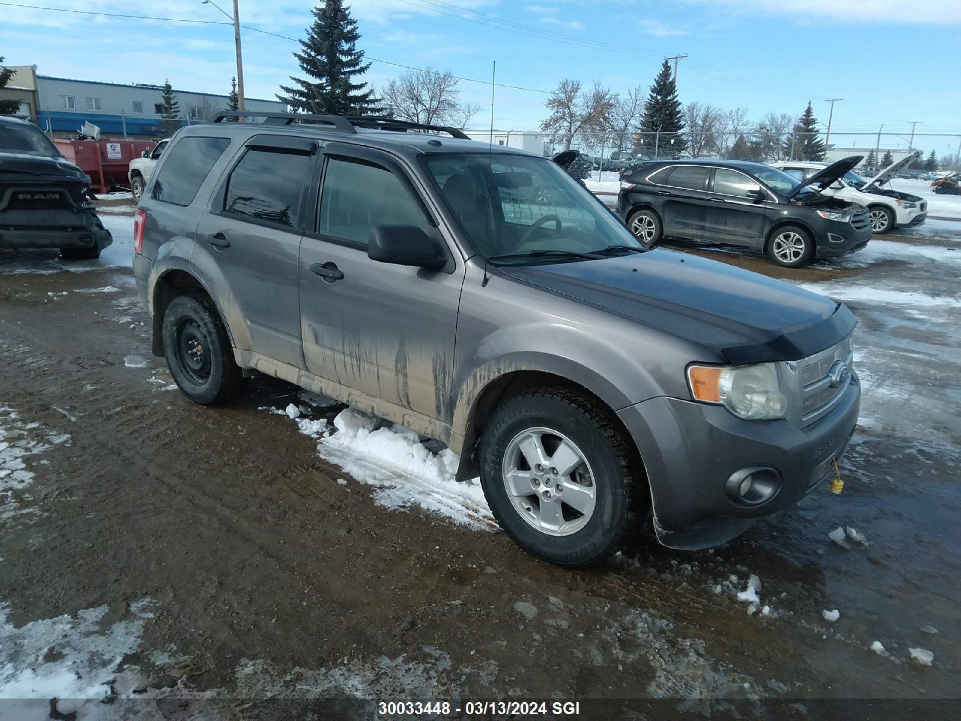 FORD ESCAPE 2010 1fmcu9dg0akc68500