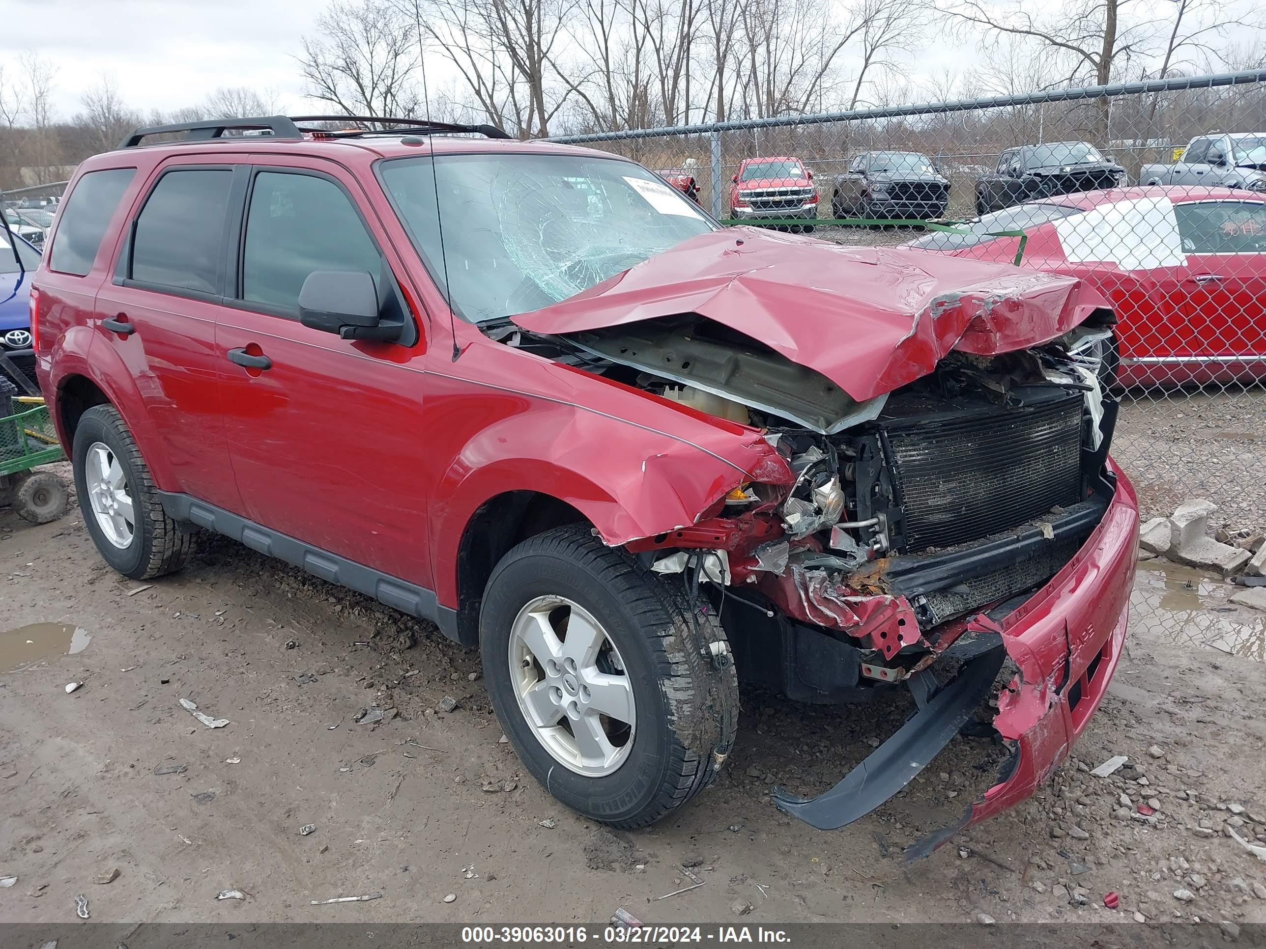 FORD ESCAPE 2011 1fmcu9dg3bkb83085