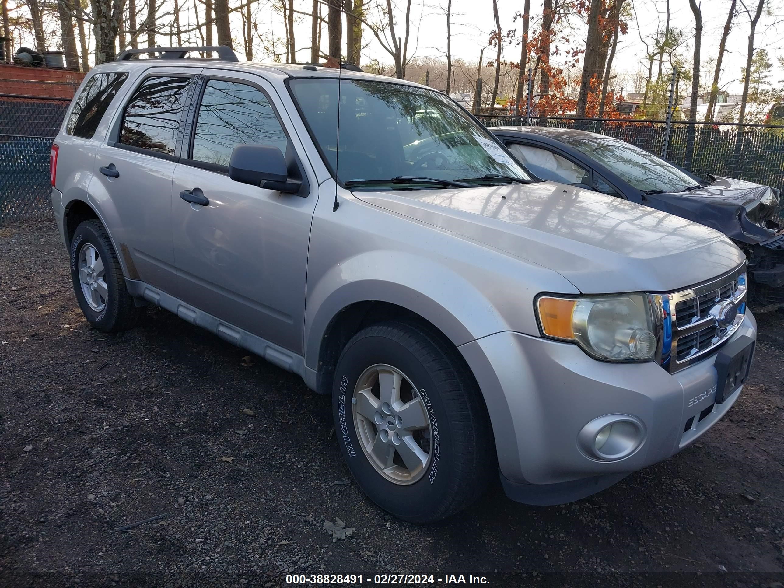 FORD ESCAPE 2010 1fmcu9dg5aka30433