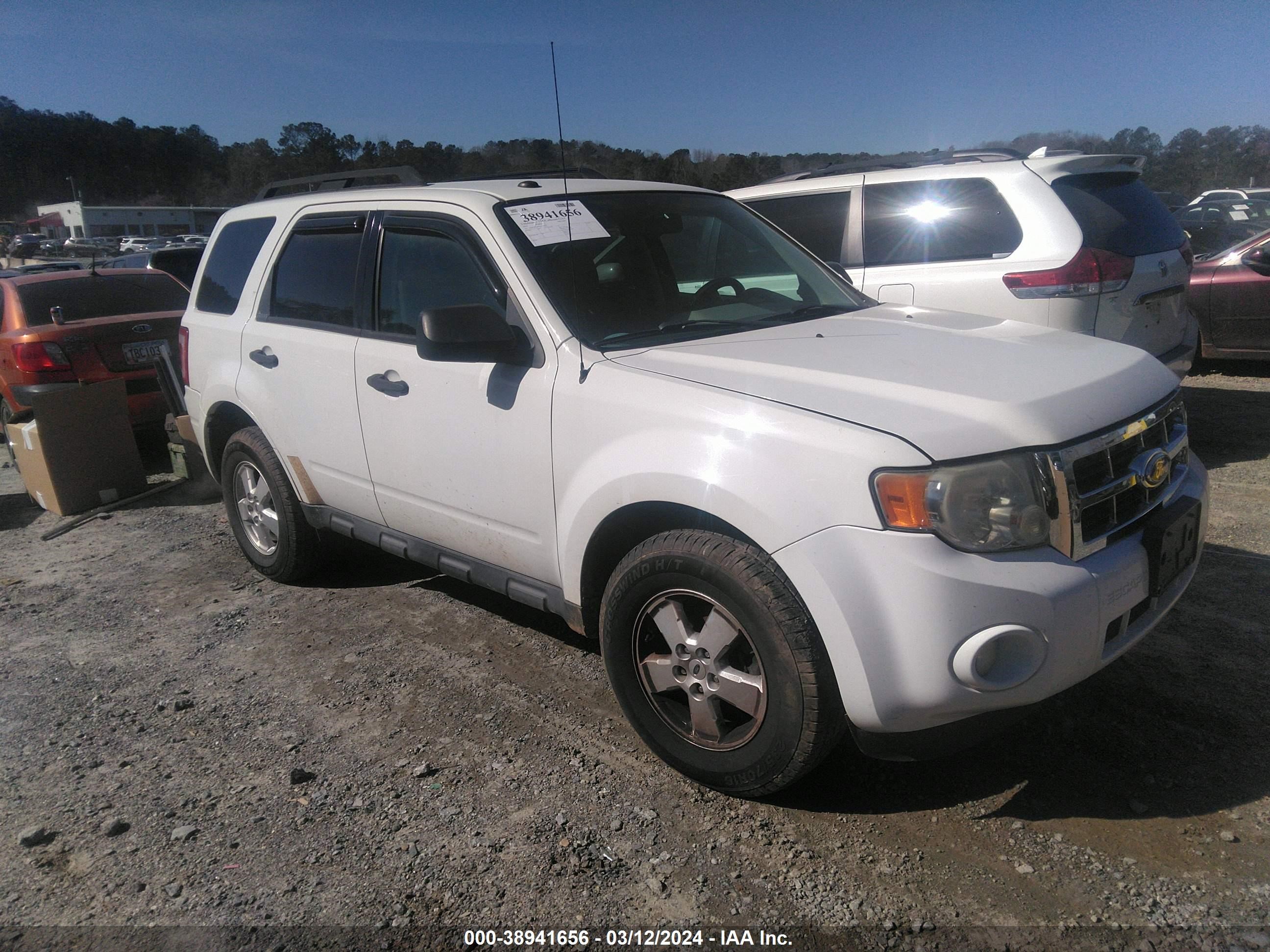 FORD ESCAPE 2010 1fmcu9dg9akc05573