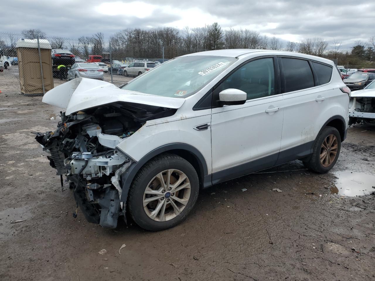 FORD ESCAPE 2017 1fmcu9g90hua67501