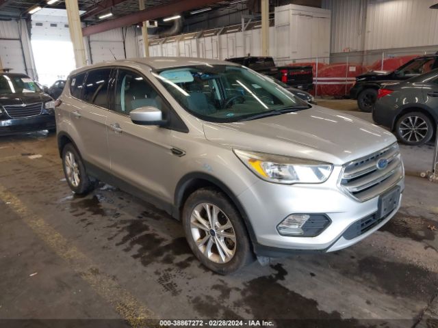 FORD ESCAPE 2017 1fmcu9g92huc35834