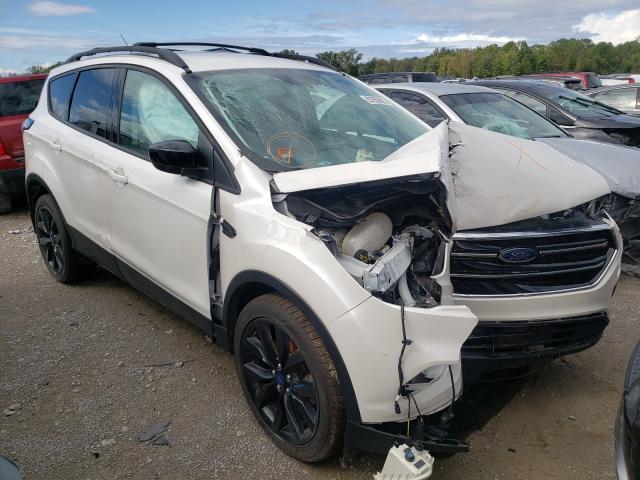 FORD ESCAPE SE 2017 1fmcu9g93huc46549