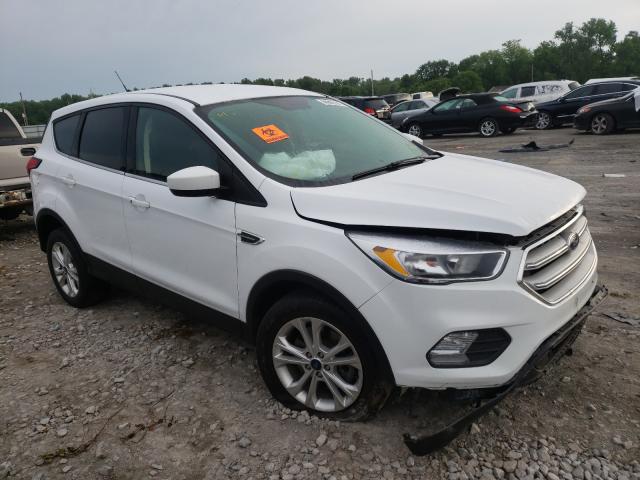 FORD ESCAPE SE 2019 1fmcu9g93kub66613