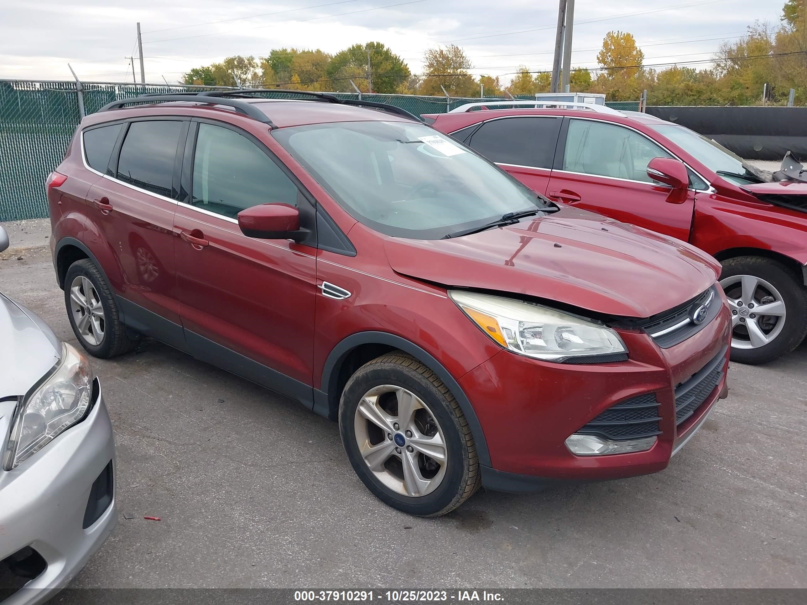 FORD ESCAPE 2015 1fmcu9g98fub47075