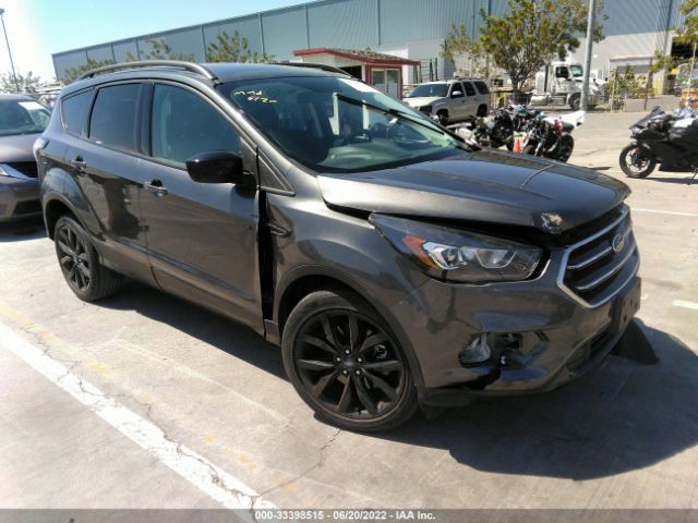 FORD ESCAPE 2017 1fmcu9g99hub81769