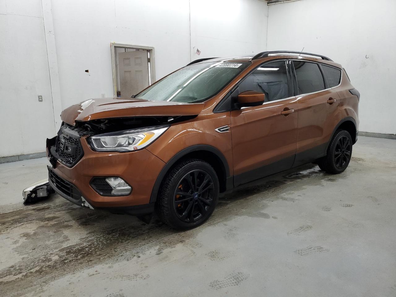 FORD ESCAPE 2017 1fmcu9g99huc76090