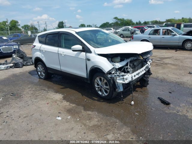 FORD ESCAPE 2017 1fmcu9g9xhuc96512