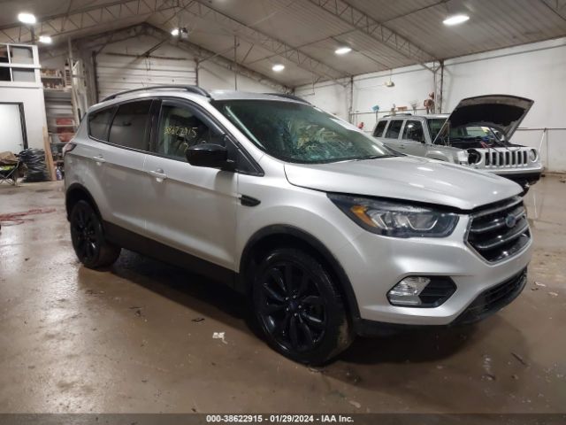 FORD ESCAPE 2017 1fmcu9gd0hud48072