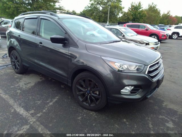 FORD ESCAPE 2017 1fmcu9gd0huf00612