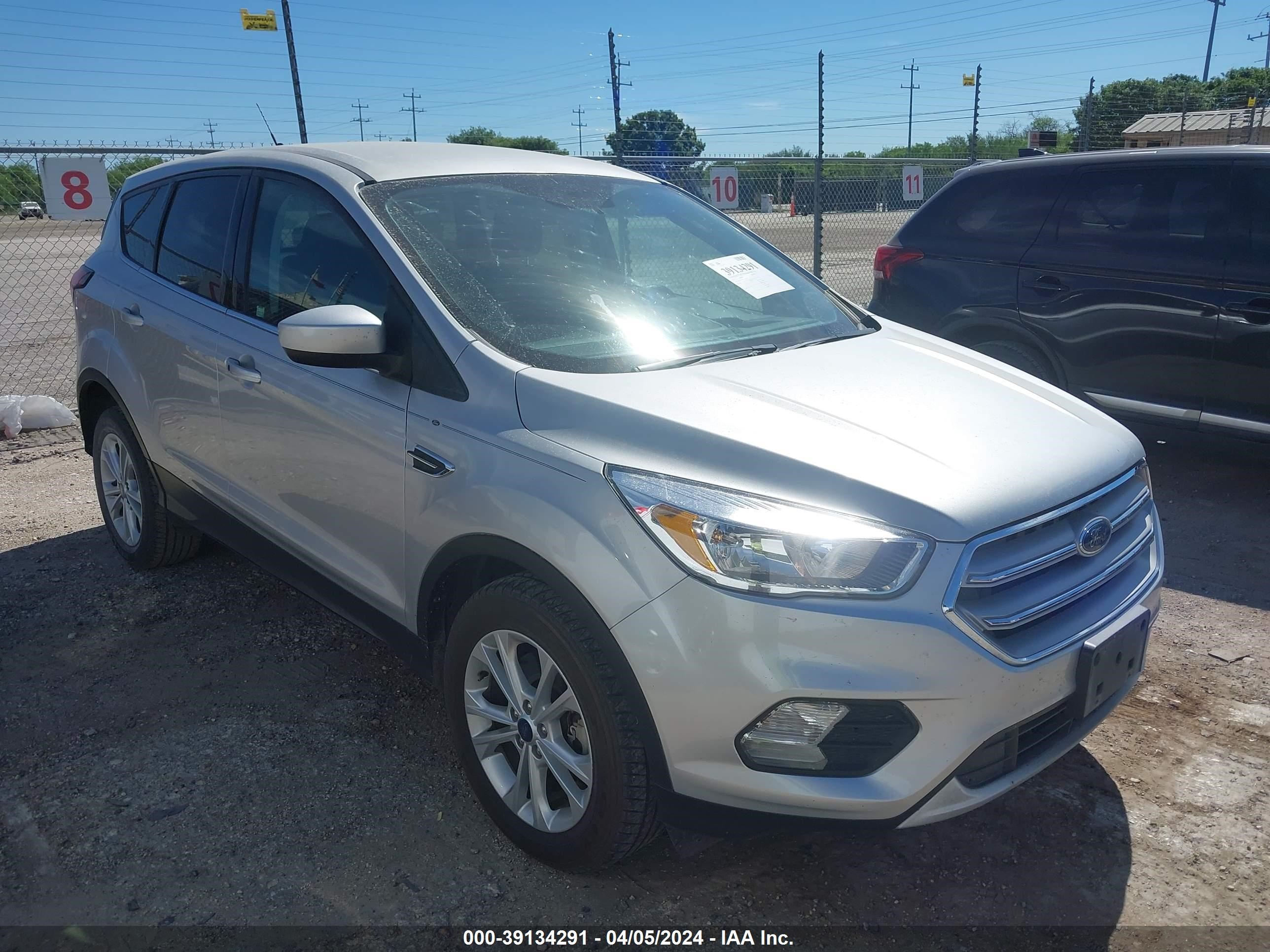 FORD ESCAPE 2019 1fmcu9gd0kuc06568