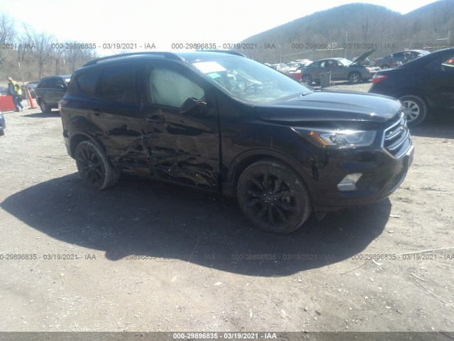 FORD ESCAPE 2017 1fmcu9gd1hub58751