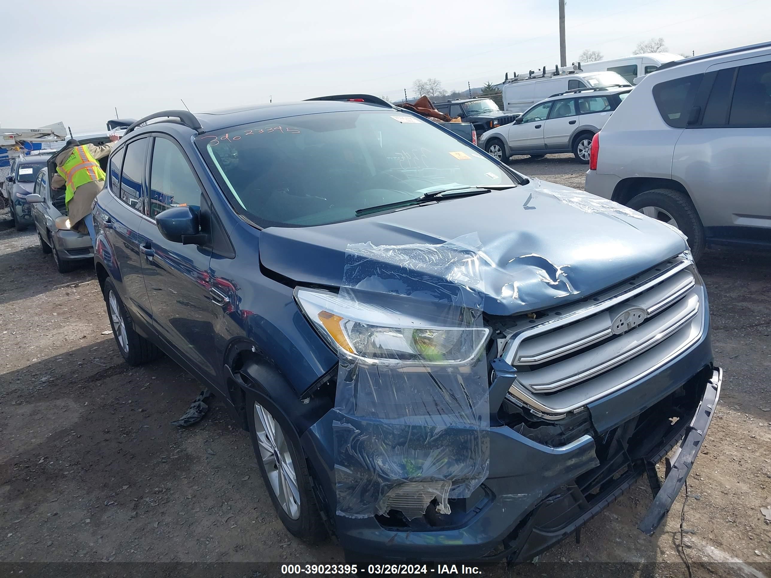 FORD ESCAPE 2018 1fmcu9gd1jua12467