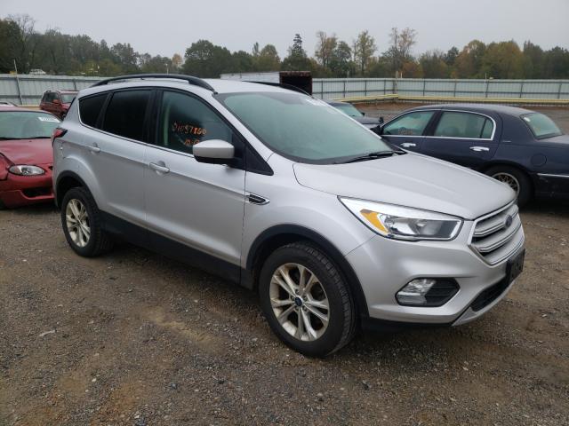 FORD ESCAPE SE 2018 1fmcu9gd1jub29384