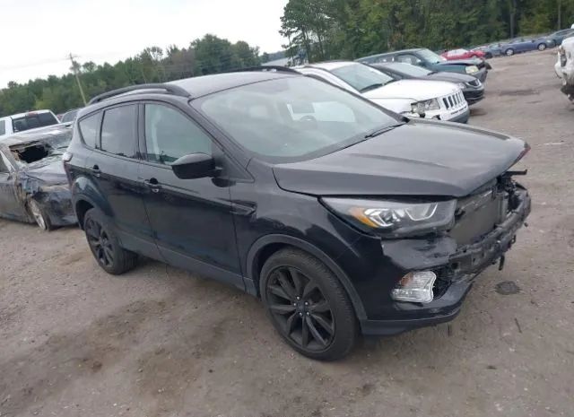 FORD ESCAPE 2018 1fmcu9gd2jud52873