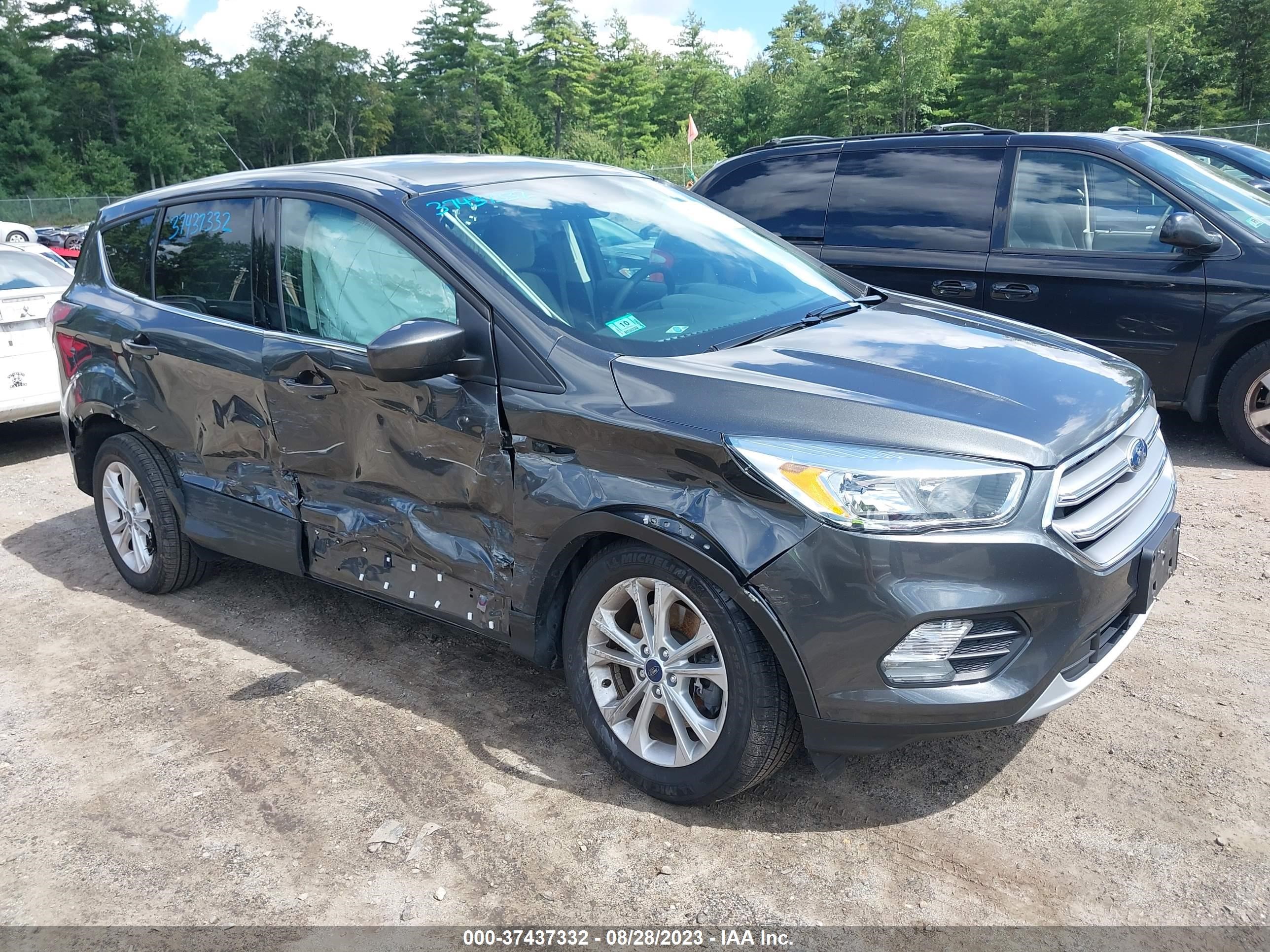 FORD ESCAPE 2017 1fmcu9gd3hua01884