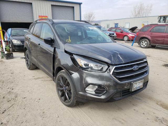 FORD ESCAPE SE 2017 1fmcu9gd3huc16732