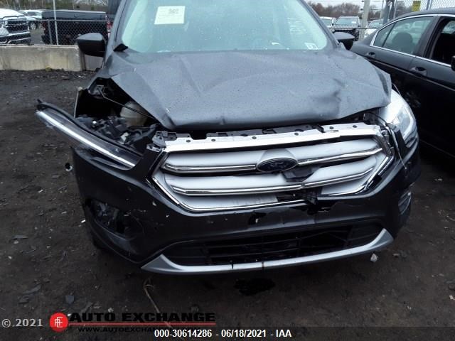 FORD ESCAPE 2017 1fmcu9gd3huc30811