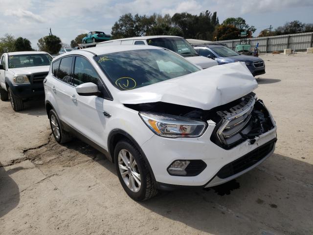 FORD ESCAPE SE 2017 1fmcu9gd3hue24559