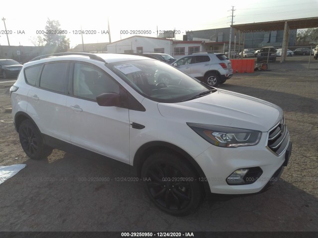 FORD ESCAPE 2018 1fmcu9gd3juc76578