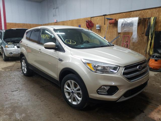 FORD ESCAPE SE 2017 1fmcu9gd4hue07110