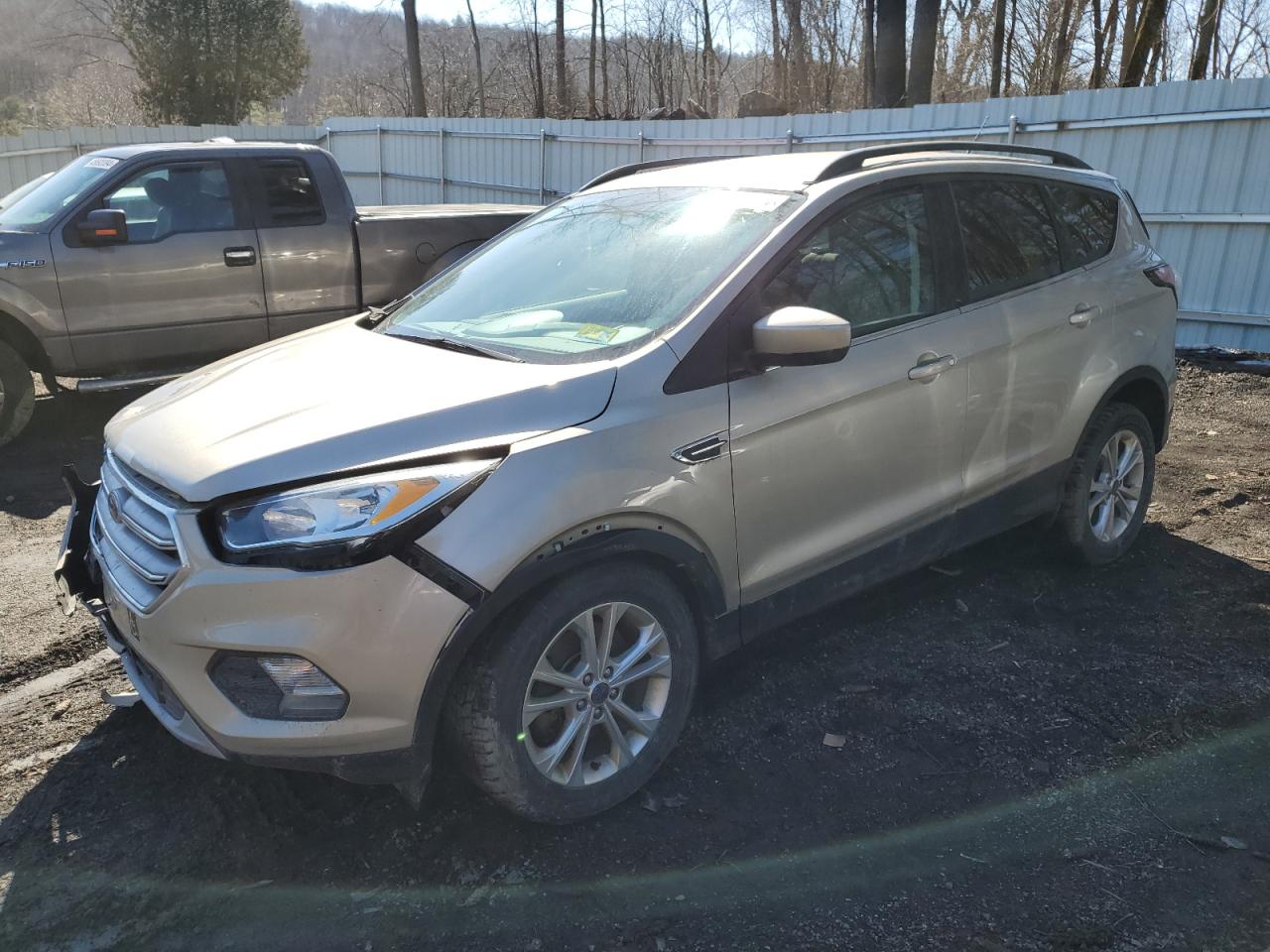 FORD ESCAPE 2018 1fmcu9gd4jub01305