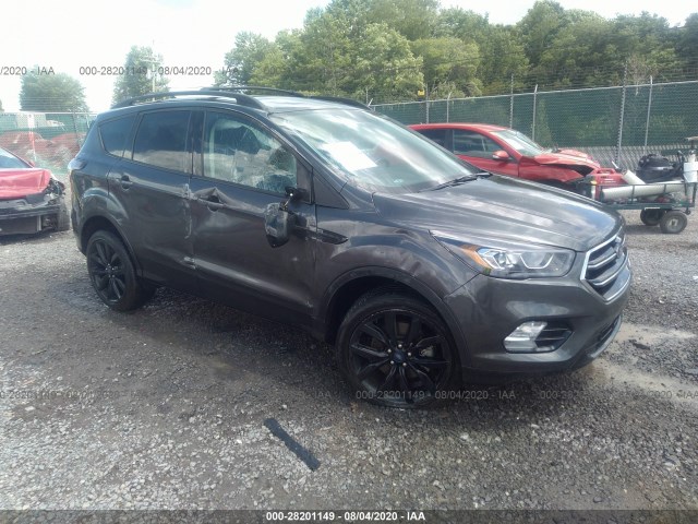 FORD ESCAPE 2018 1fmcu9gd5juc46529