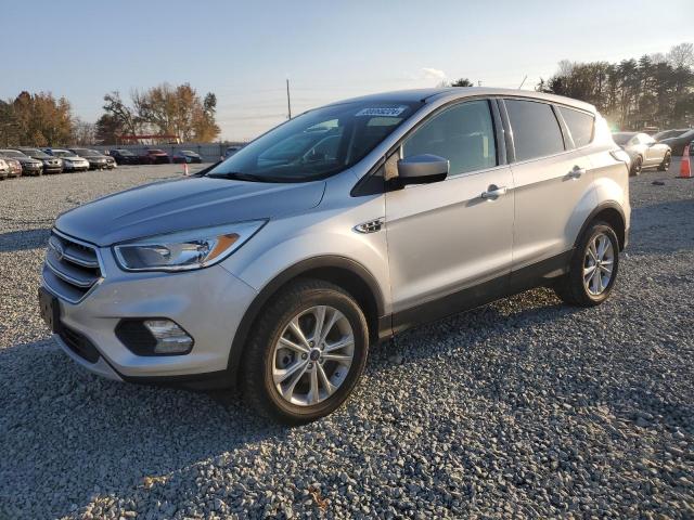 FORD ESCAPE SE 2017 1fmcu9gd6hue37743