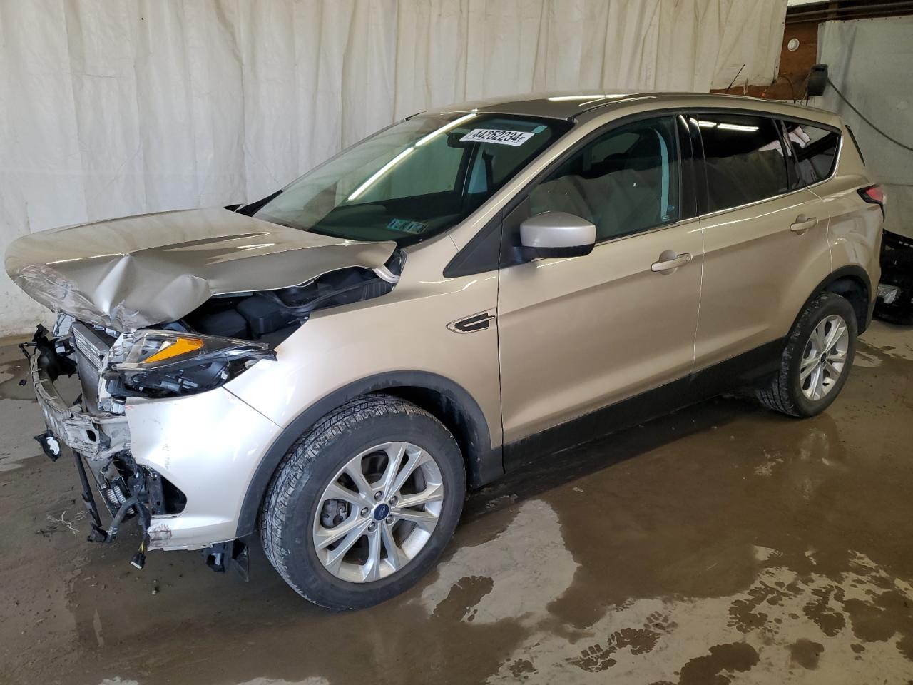 FORD ESCAPE 2017 1fmcu9gd6hue52632